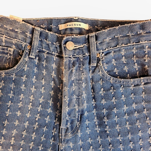 PacSun Jeans Womens Sz 25 Blue Dad Jean Straight All Over Distressed Crosses - Picture 7 of 8